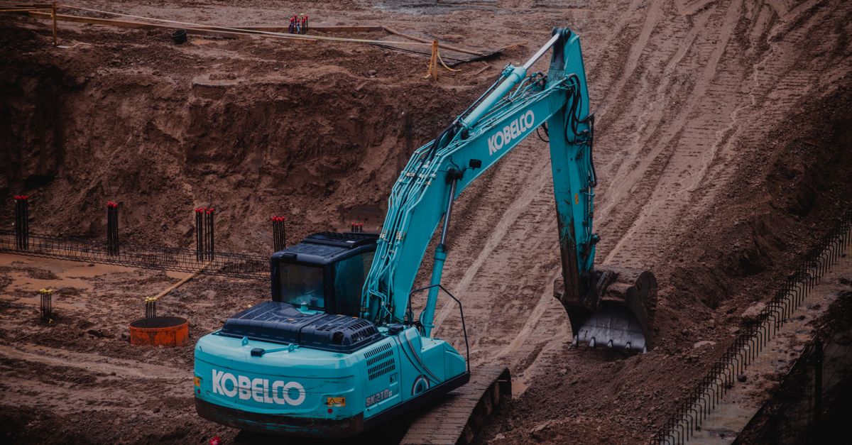 Bedrock’s uncrewed excavators beat humanoids to the job site